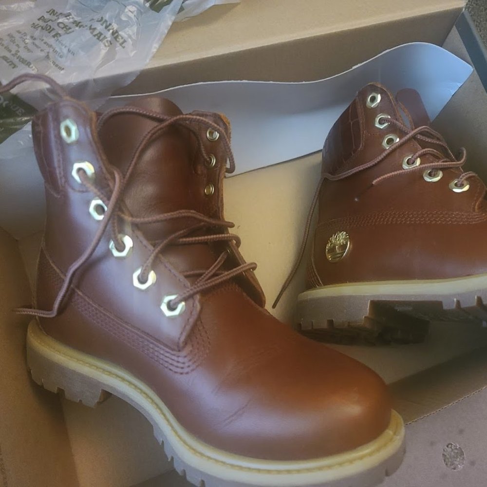 Timberland 6inch Premium Boot Size 5 - Picture 3 of 4